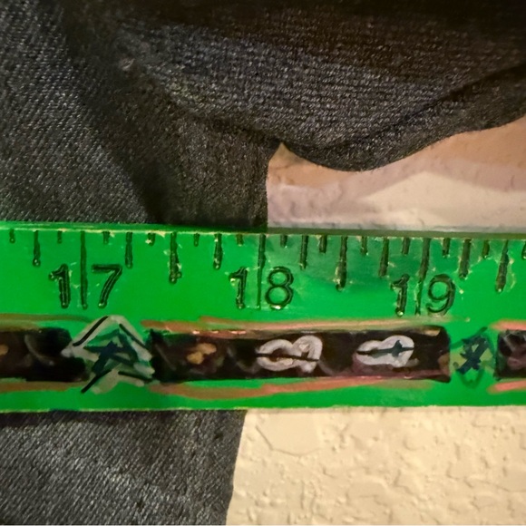 Sold
Not available - Picture 12 of 13